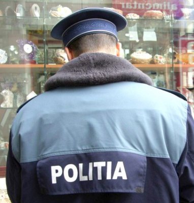 Poliţiştii îşi vor primi banii pe echipamente până la finele lunii februarie
